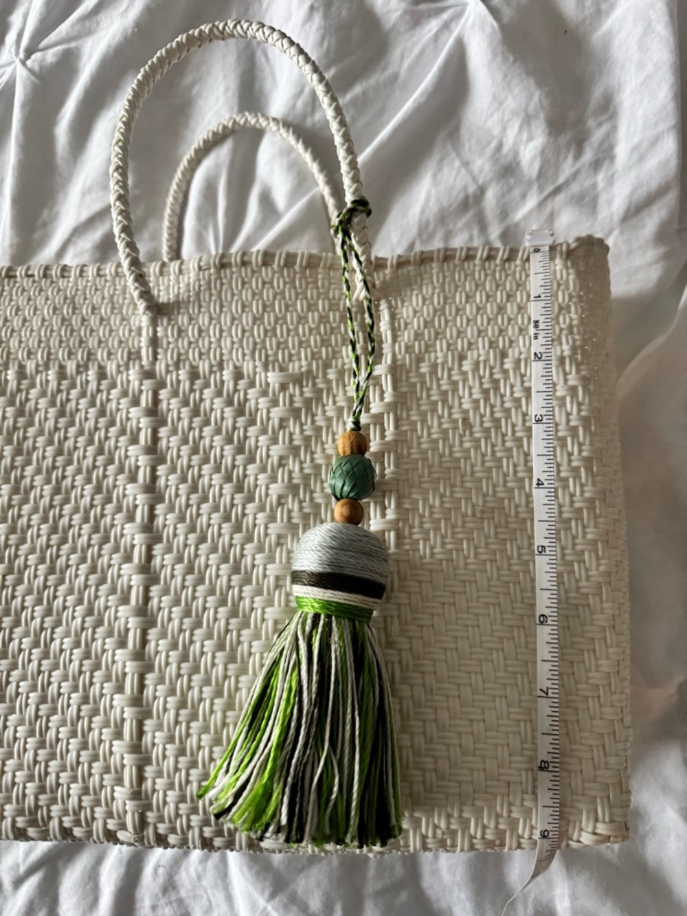 White Woven Tote Bag with Green Tassel - Picture 2 of 4